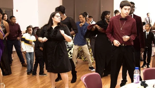 32101076-d2e1-46f9-bffb-b5d76a5df66d-imported-asset__postcard__